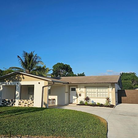 Sunny Goldie Lauderdale Lakes Kültér fotó